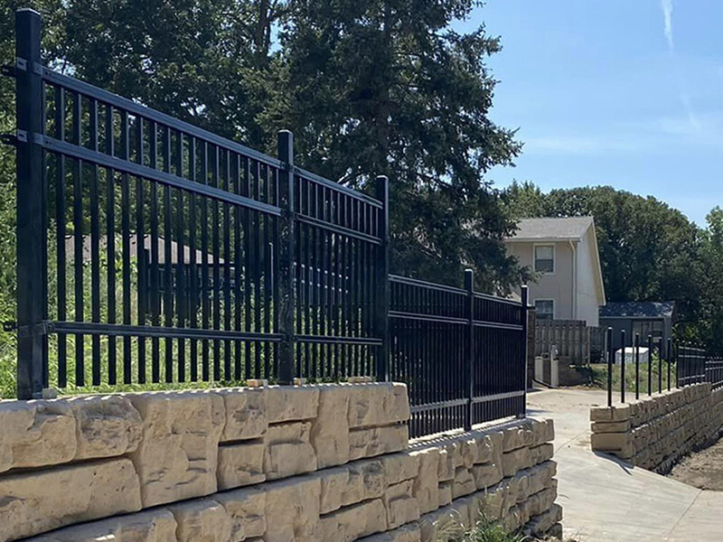 Commercial Fence solutions for the Waverly, Nebraska area