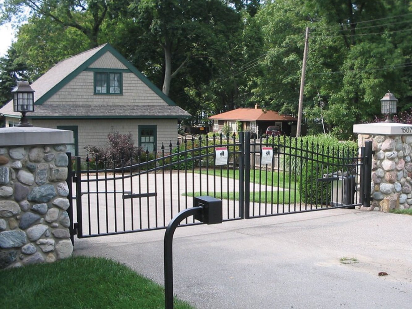 Commercial and residential gates in Waverly Nebraska and the surrounding area