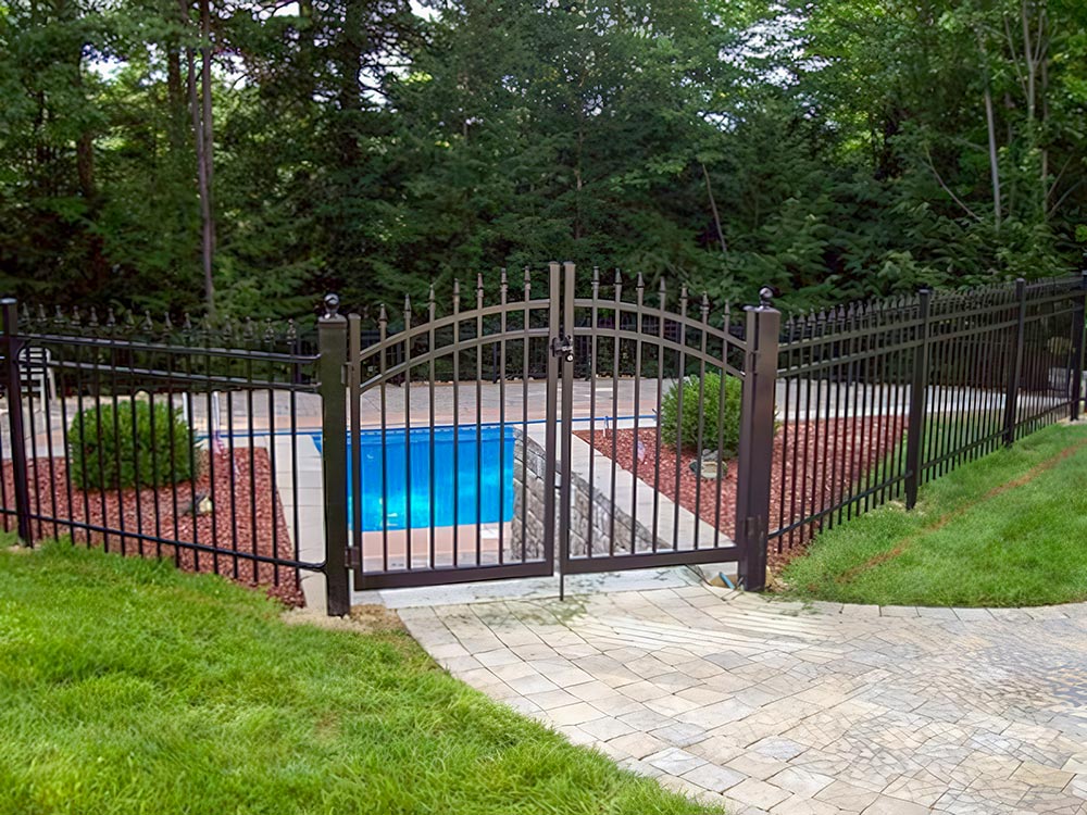 Pool Fence Example in Adams Nebraska