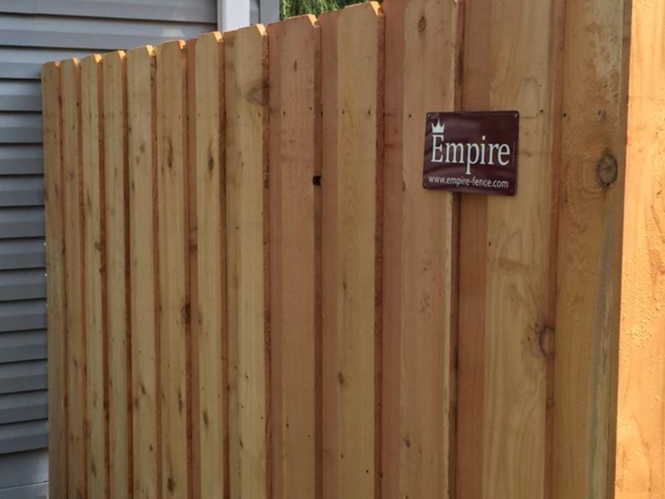 Bellevue NE Shadowbox semi-privacy Wood Fence Design